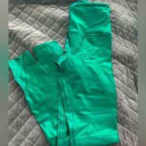 Goldsheep shiny green leggings